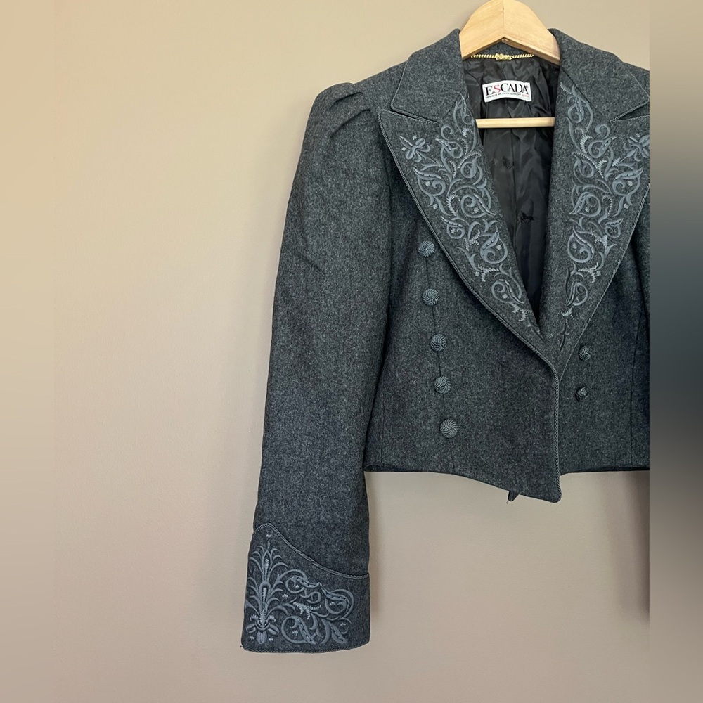 {Escada} Vintage Wool Cropped Embroidered Jacket in Grey - Picture 2 of 13